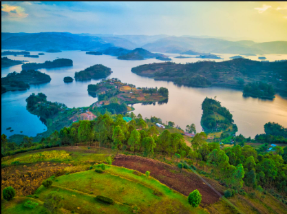 4 Days Visit Uganda for Lake Bunyonyi relaxation and Queen Elizabeth National Park.